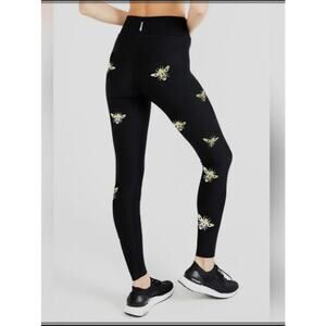 Ultracor High Rise Legging Black Gold all over bee print quiet Luxury athleisure